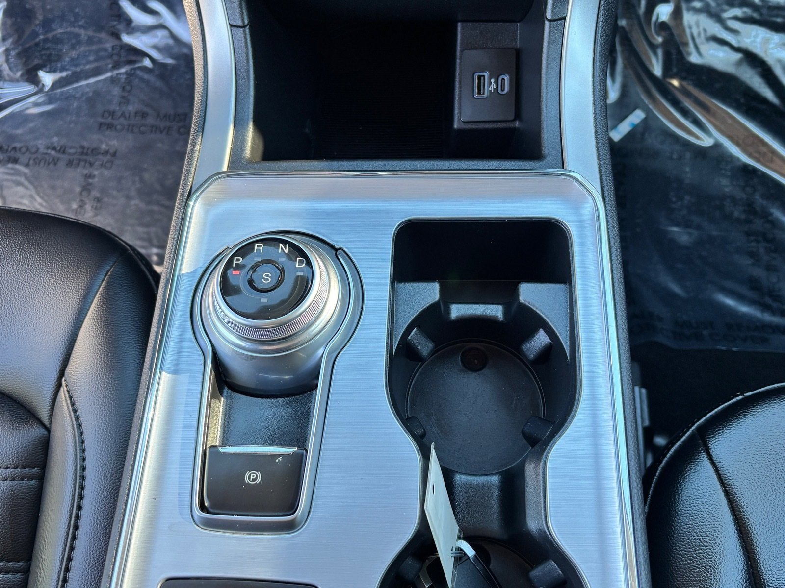 Used 2022 Ford Edge SEL image 25