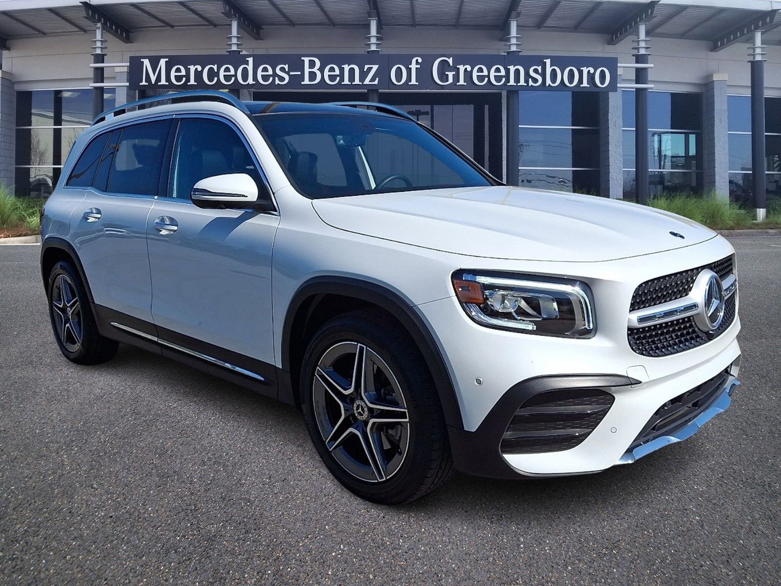 Certified 2021 Mercedes-Benz GLB 250 4MATIC image 3