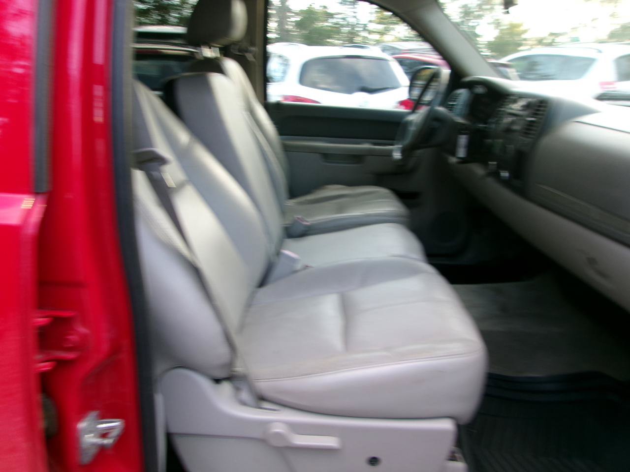 Used 2011 GMC Sierra 1500 SLE w/ Power Tech Package AWD/4WD image 6