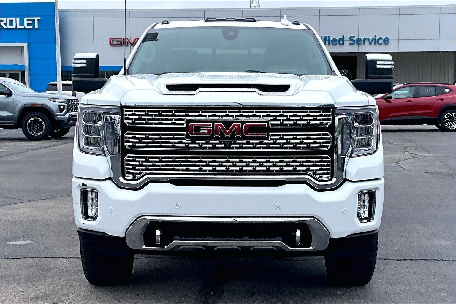 Used 2021 GMC Sierra 3500 Denali w/ Denali Ultimate Package AWD/4WD image 3