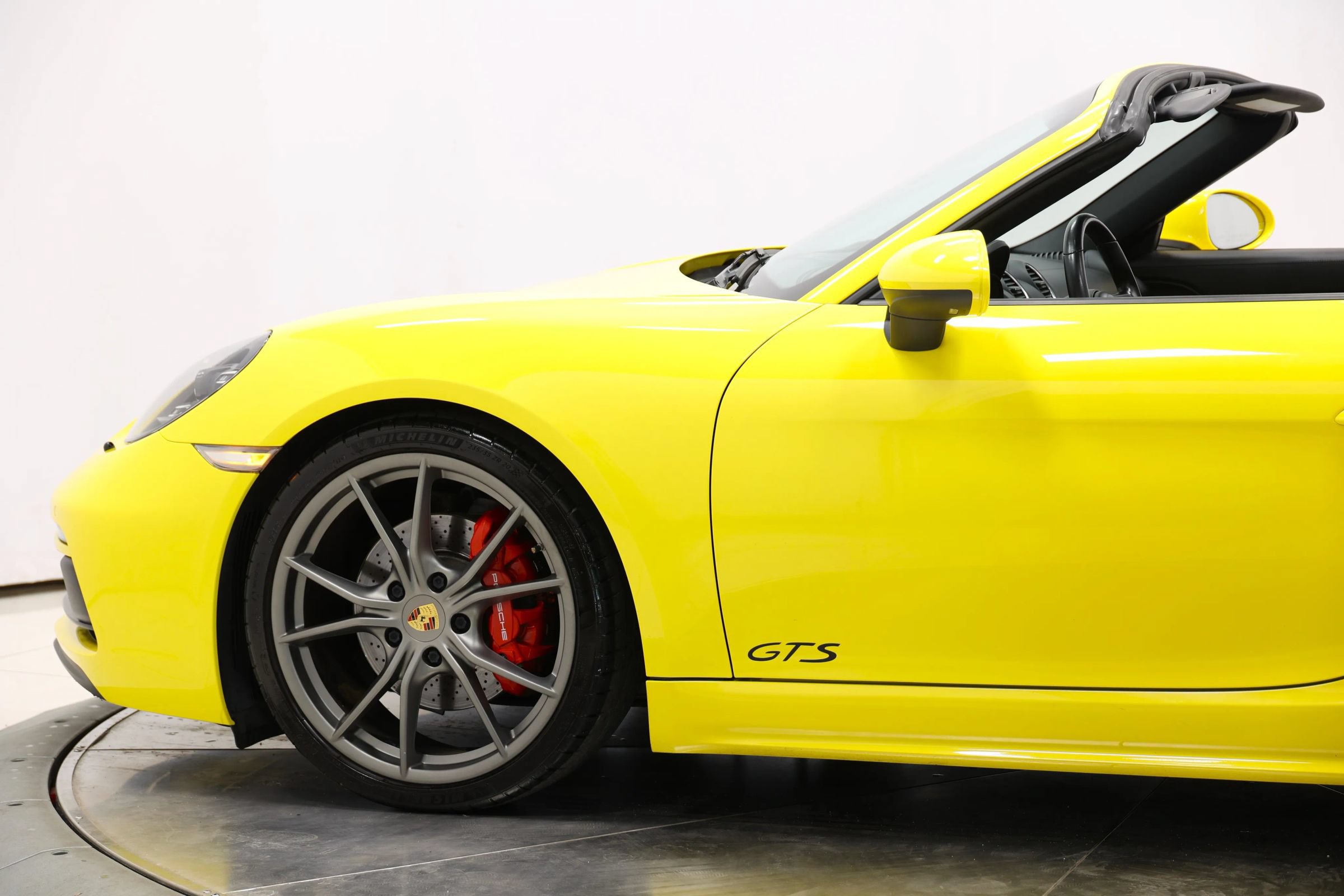 Used 2019 Porsche 718 Boxster GTS RWD image 7