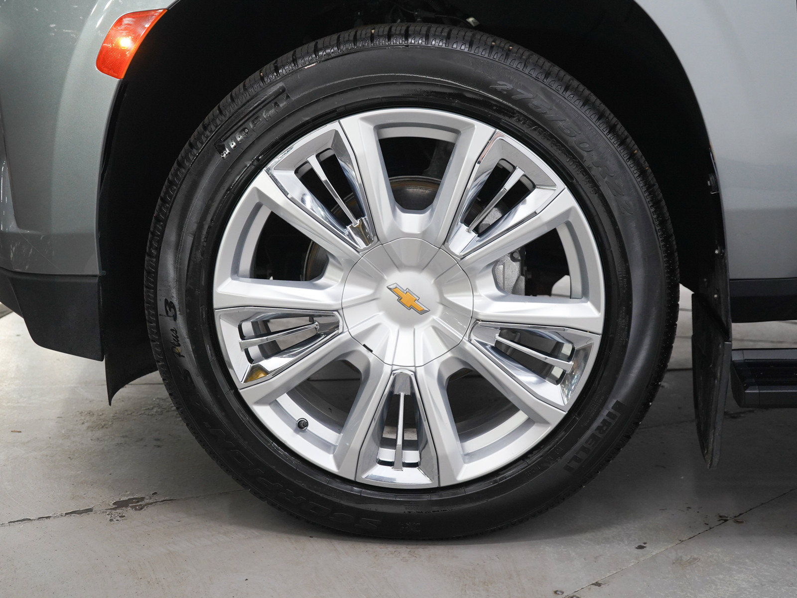 Used 2023 Chevrolet Tahoe High Country w/ Premium Package 2 AWD/4WD image 30