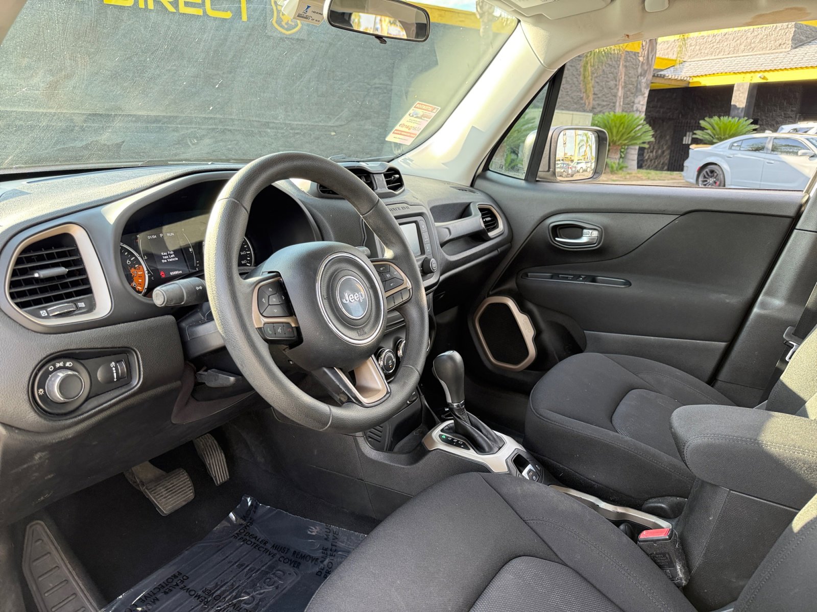 Used 2016 Jeep Renegade Sport w/ Power & Air Group image 15