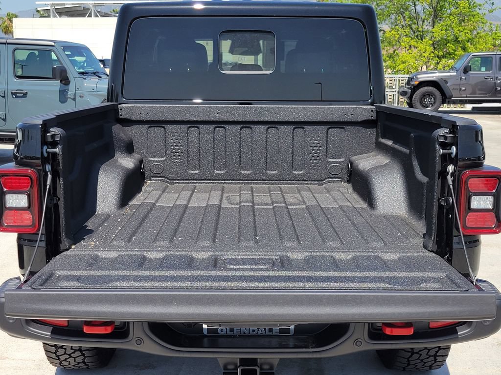 New 2026 Jeep Gladiator Rubicon AWD/4WD image 18