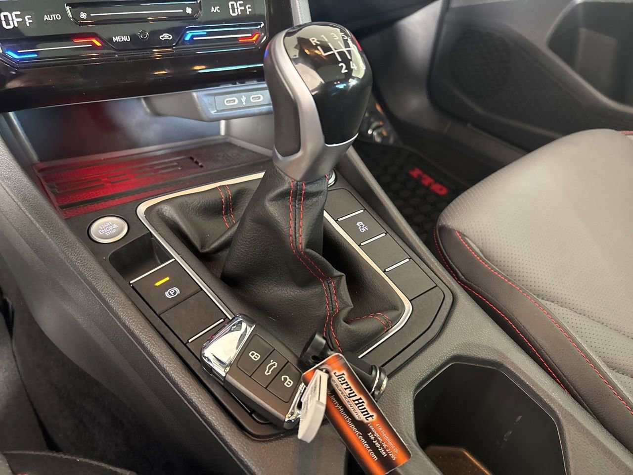 Used 2025 Volkswagen Jetta GLI Autobahn image 18