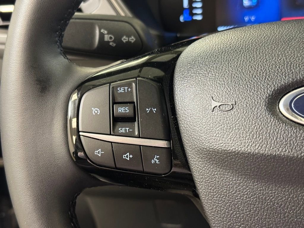 Used 2024 Ford Escape Active image 33