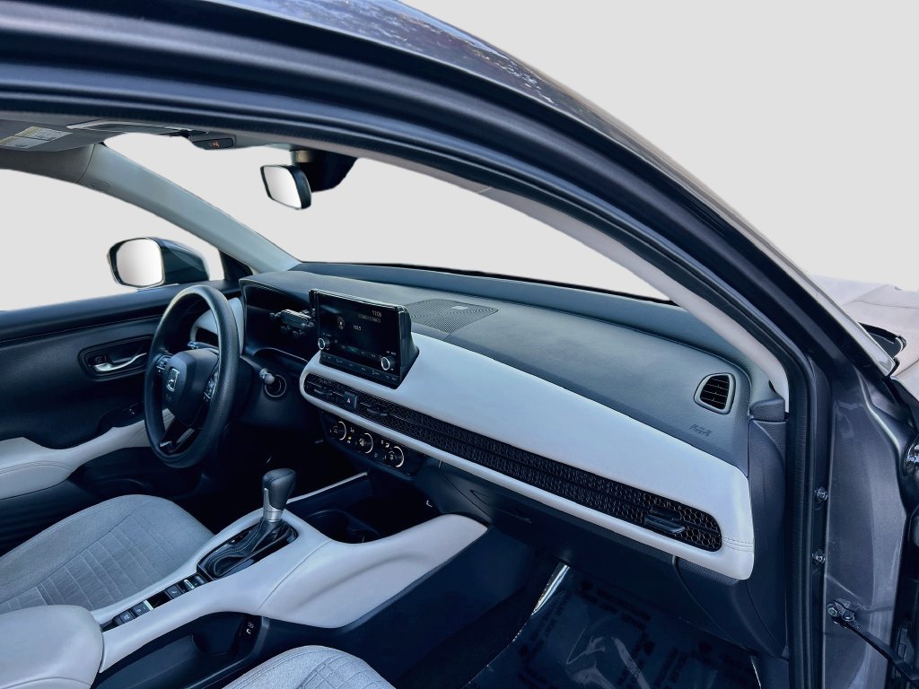 Certified 2024 Honda HR-V LX image 26