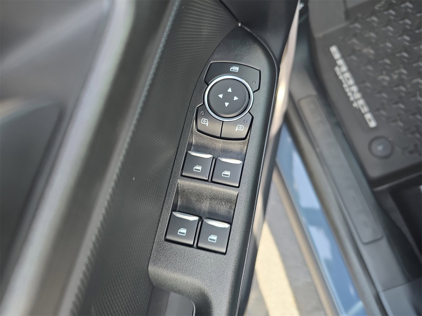 New 2025 Ford Bronco Sport Outer Banks image 13