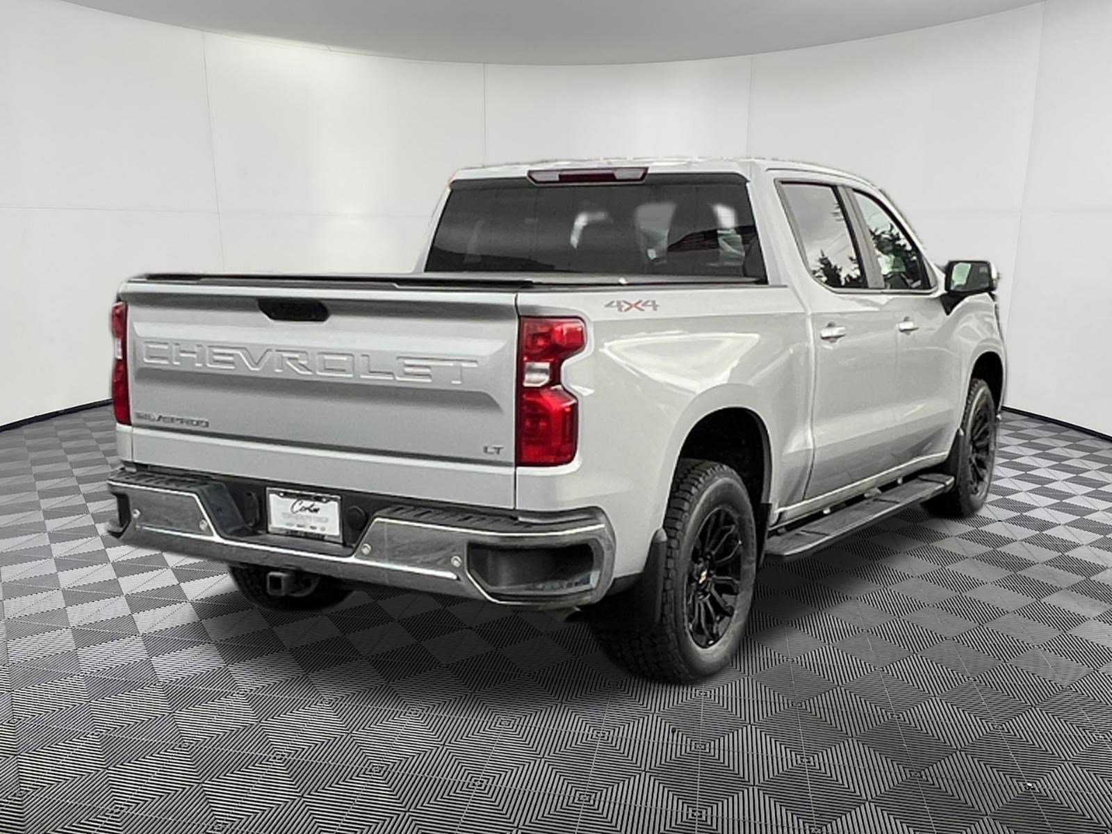 Used 2022 Chevrolet Silverado 1500 LT image 6