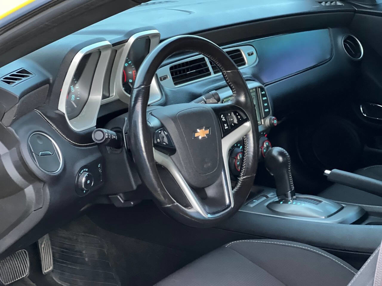 Used 2015 Chevrolet Camaro LT w/ 1LT Preferred Package image 13