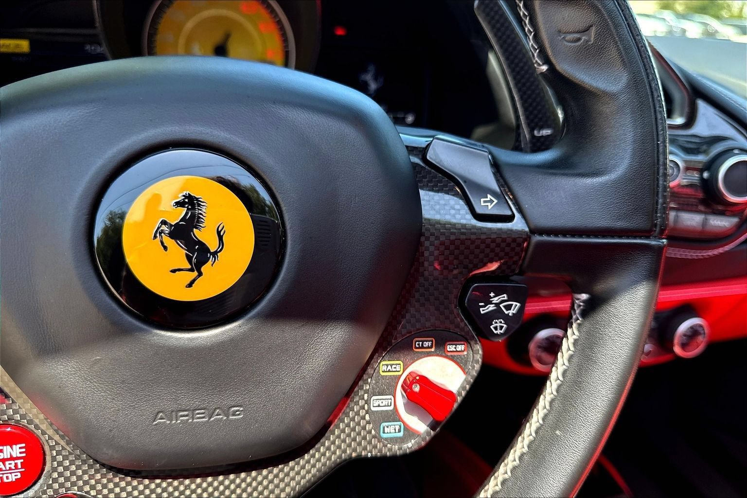 Used 2019 Ferrari 488 Spider RWD image 12