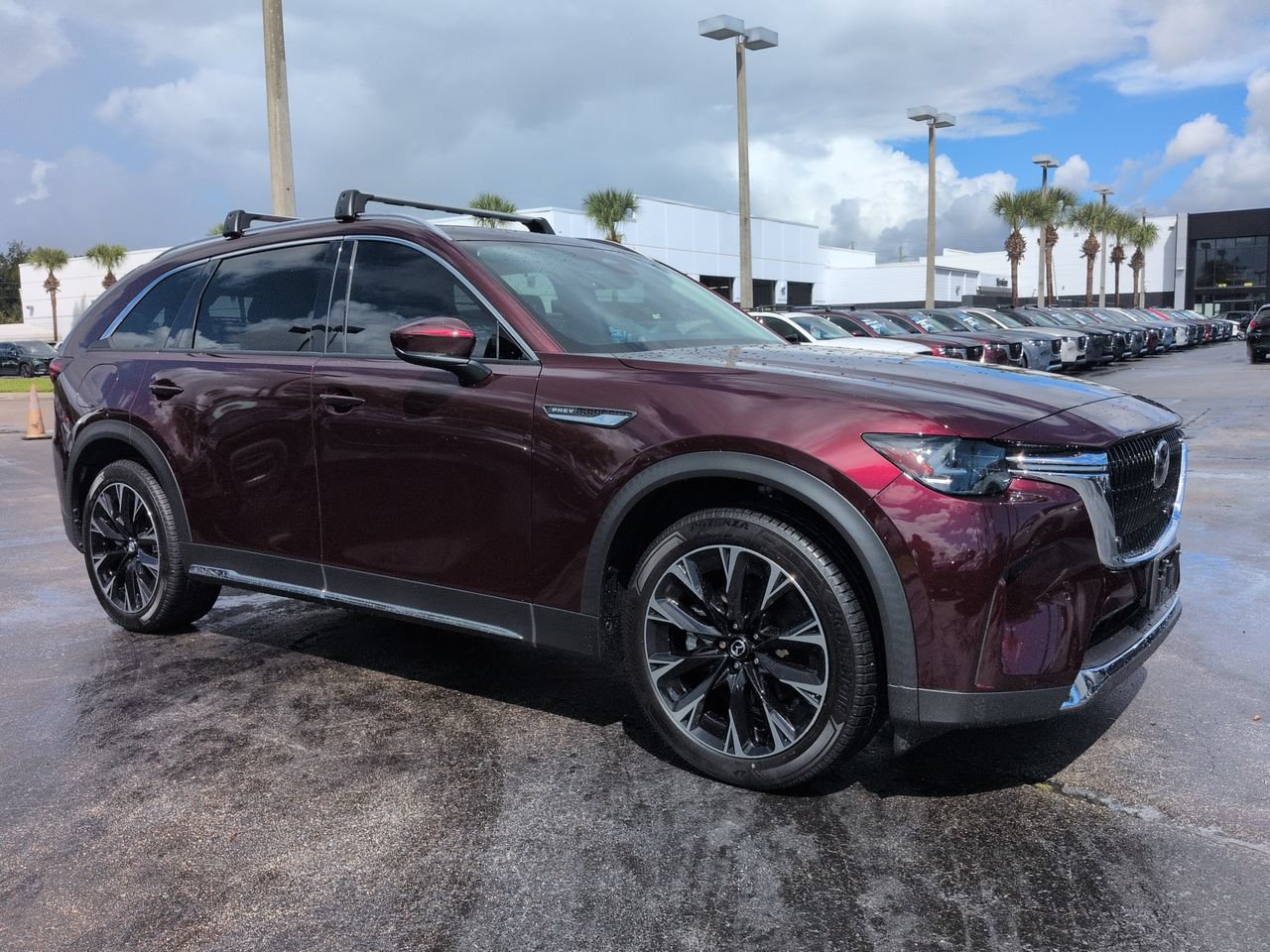 Used 2024 MAZDA CX-90 Plug-In Hybrid w/ Premium Pkg AWD/4WD image 2