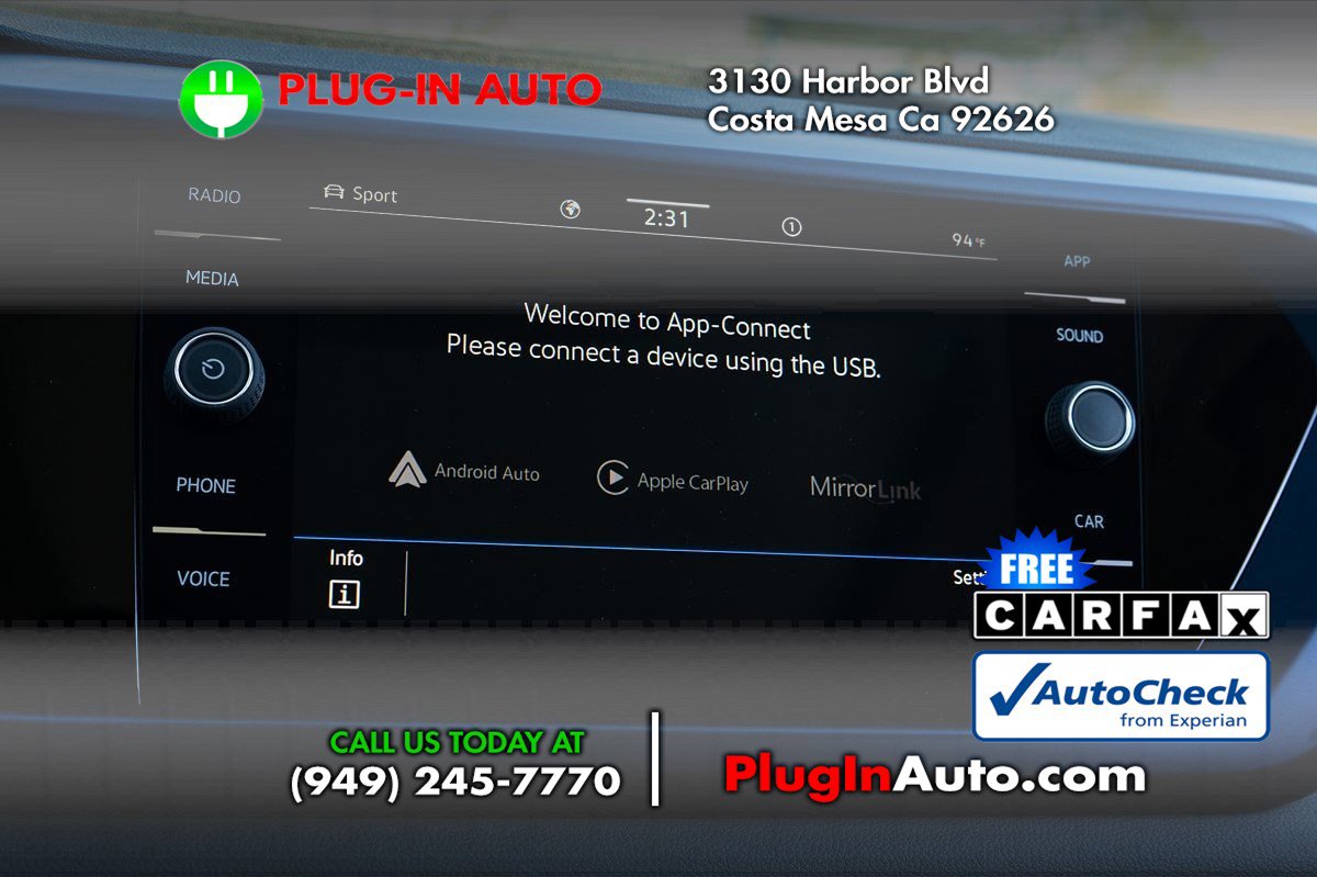 Used 2022 Volkswagen Taos SE w/ Panoramic Sunroof Package AWD/4WD image 31