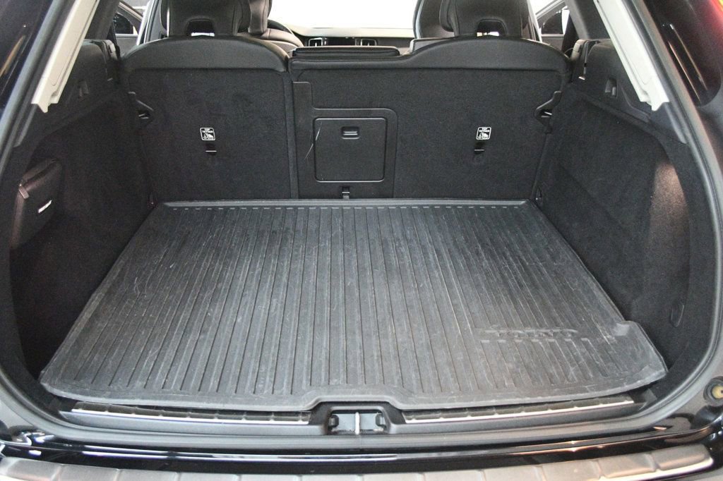 Used 2022 Volvo XC60 B5 Momentum w/ Protection Package Premier image 67