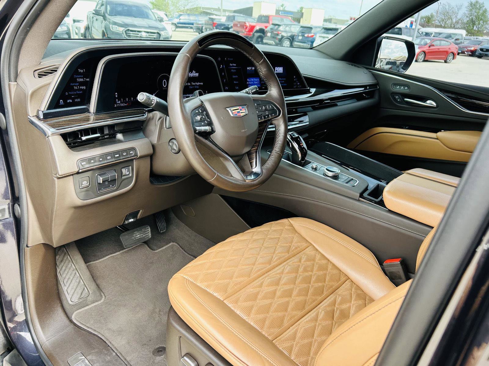 Used 2022 Cadillac Escalade Sport w/ Touring Package AWD/4WD image 22