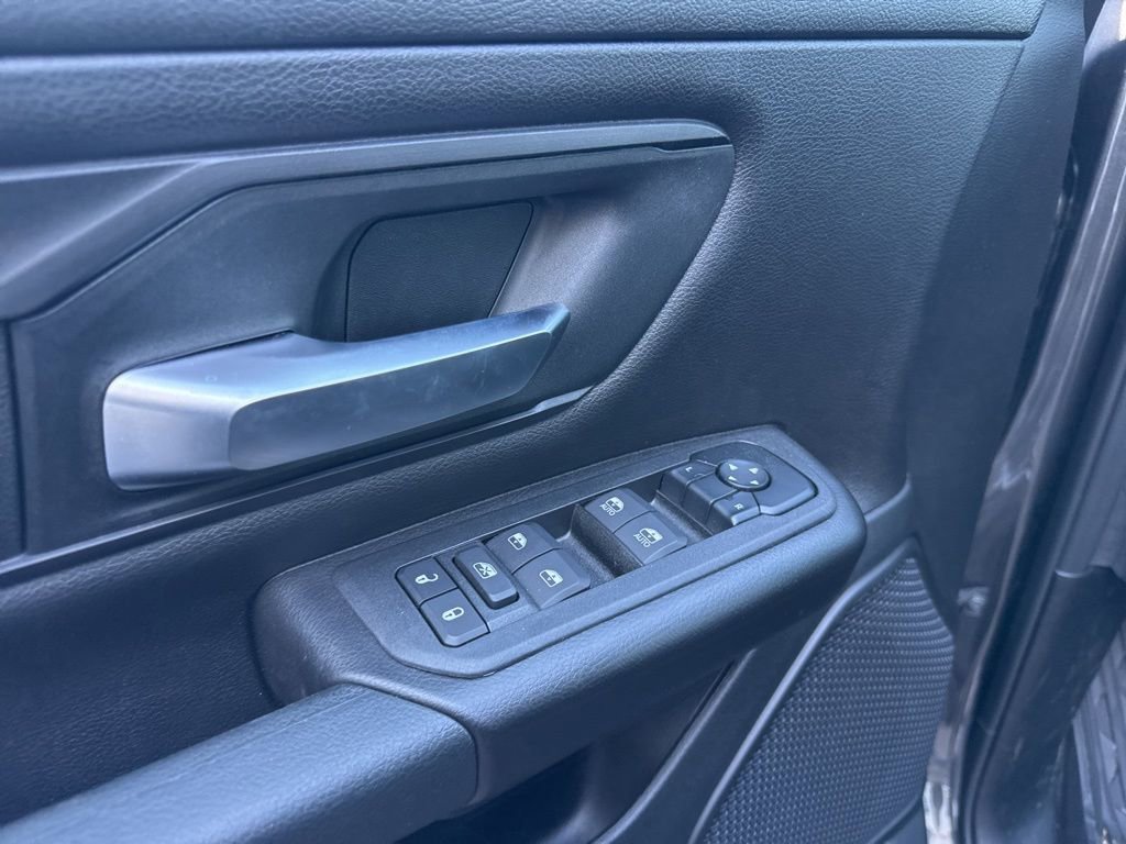 New 2025 RAM 1500 Classic Warlock image 12