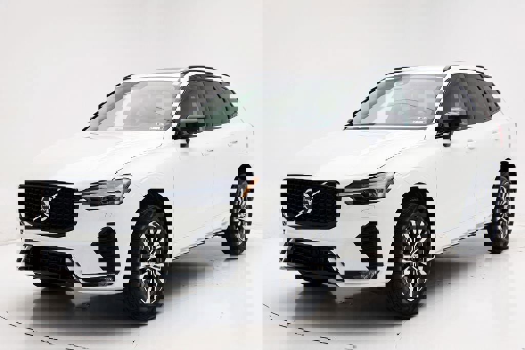 Used 2025 Volvo XC60 B5 Core video 2