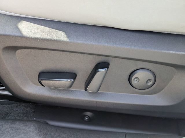 New 2026 Mitsubishi Outlander SE image 21