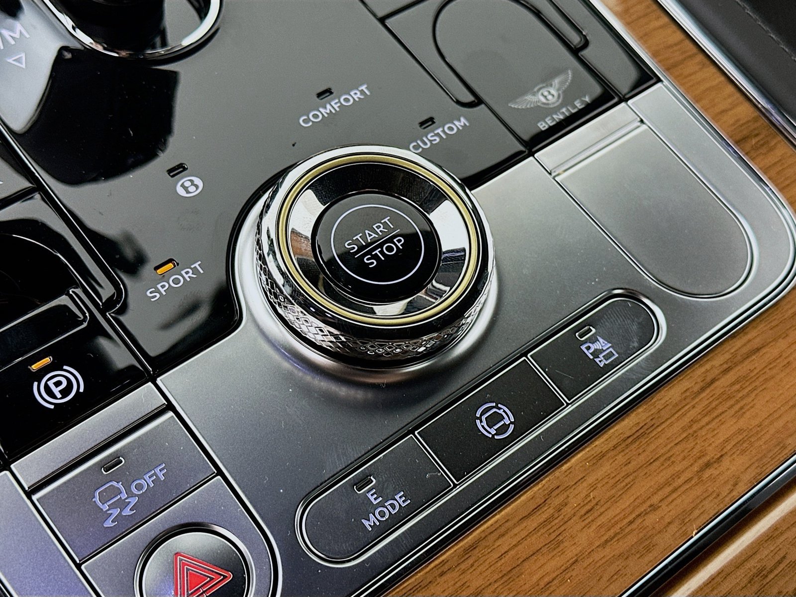 New 2026 Bentley Continental GT AWD/4WD image 19