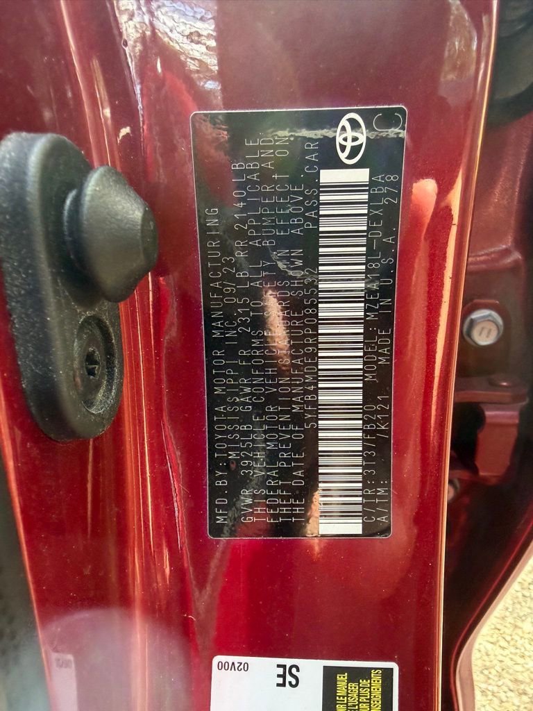 Used 2024 Toyota Corolla LE image 25