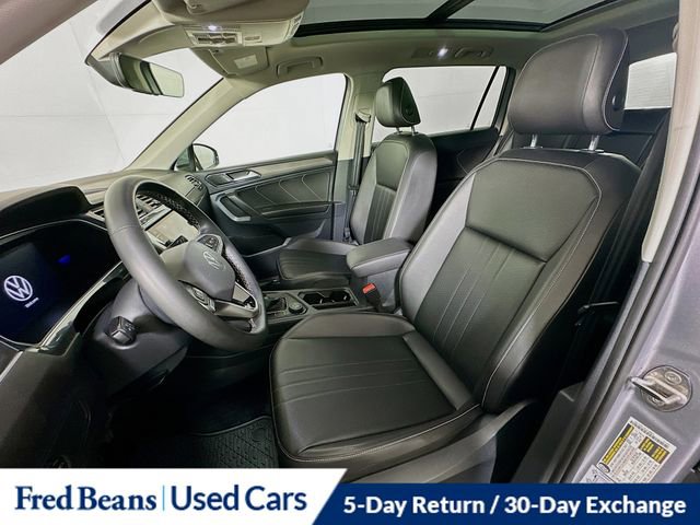 Used 2022 Volkswagen Tiguan SE image 20