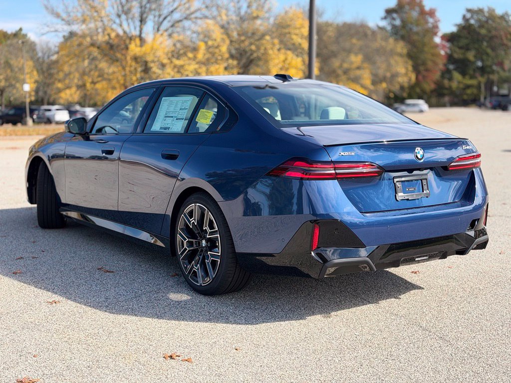 New 2027 BMW 540i xDrive w/ M Sport Package AWD/4WD image 4