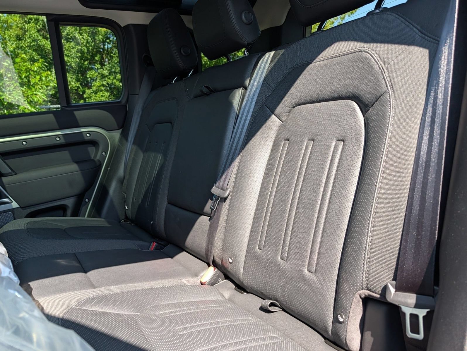 Used 2020 Land Rover Defender 110 First Edition AWD/4WD image 18