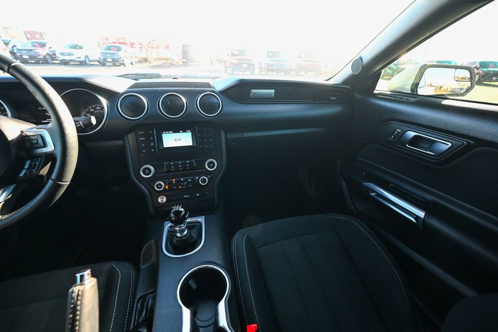 Used 2019 Ford Mustang Coupe image 31