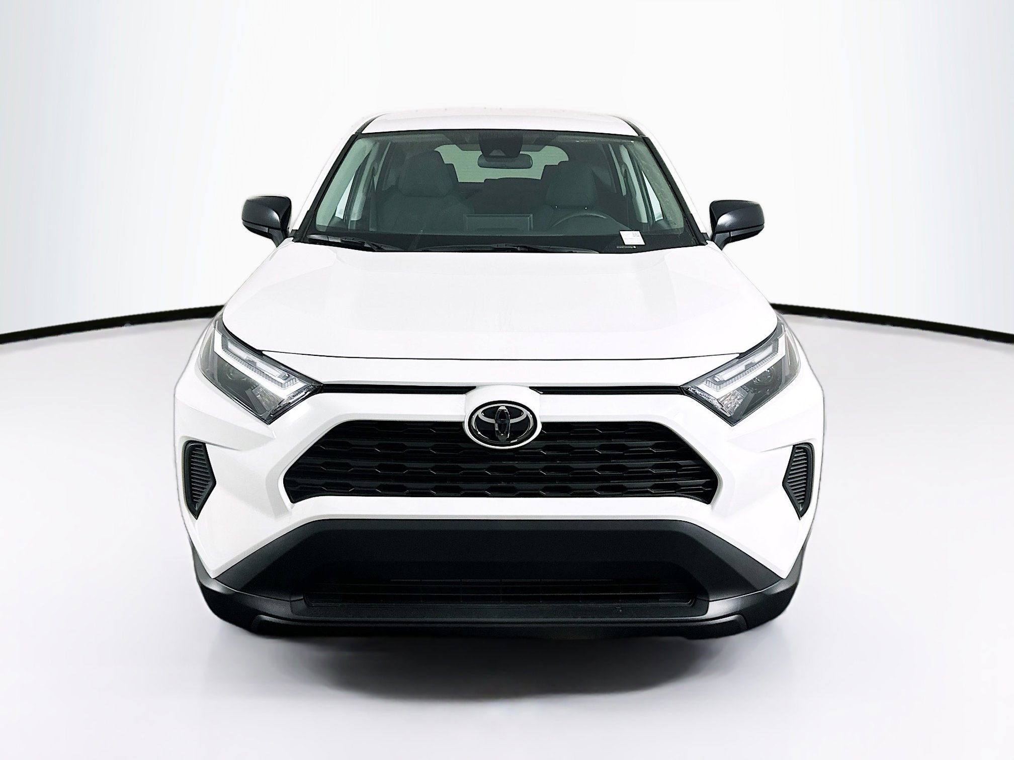 Used 2025 Toyota RAV4 LE image 2