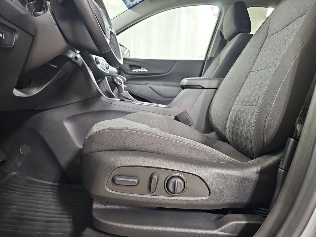 Certified 2024 Chevrolet Equinox LT image 34