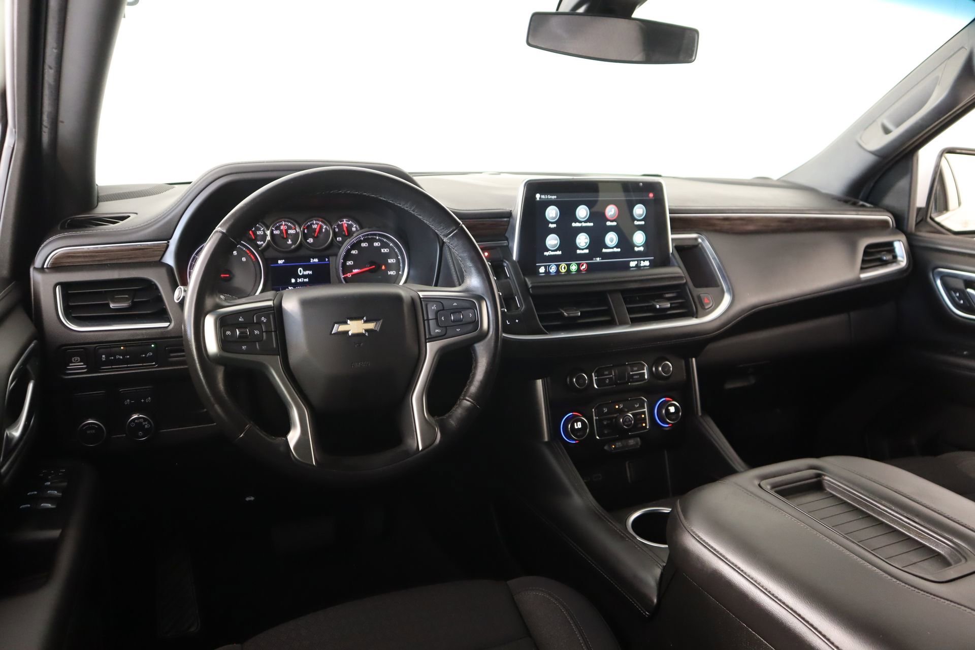 Used 2021 Chevrolet Tahoe LS image 2