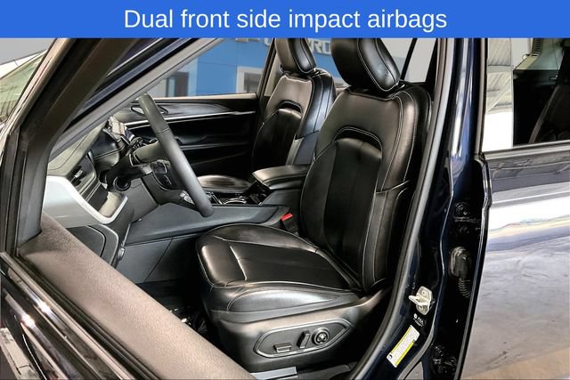 Used 2023 Jeep Grand Cherokee L Limited AWD/4WD image 21