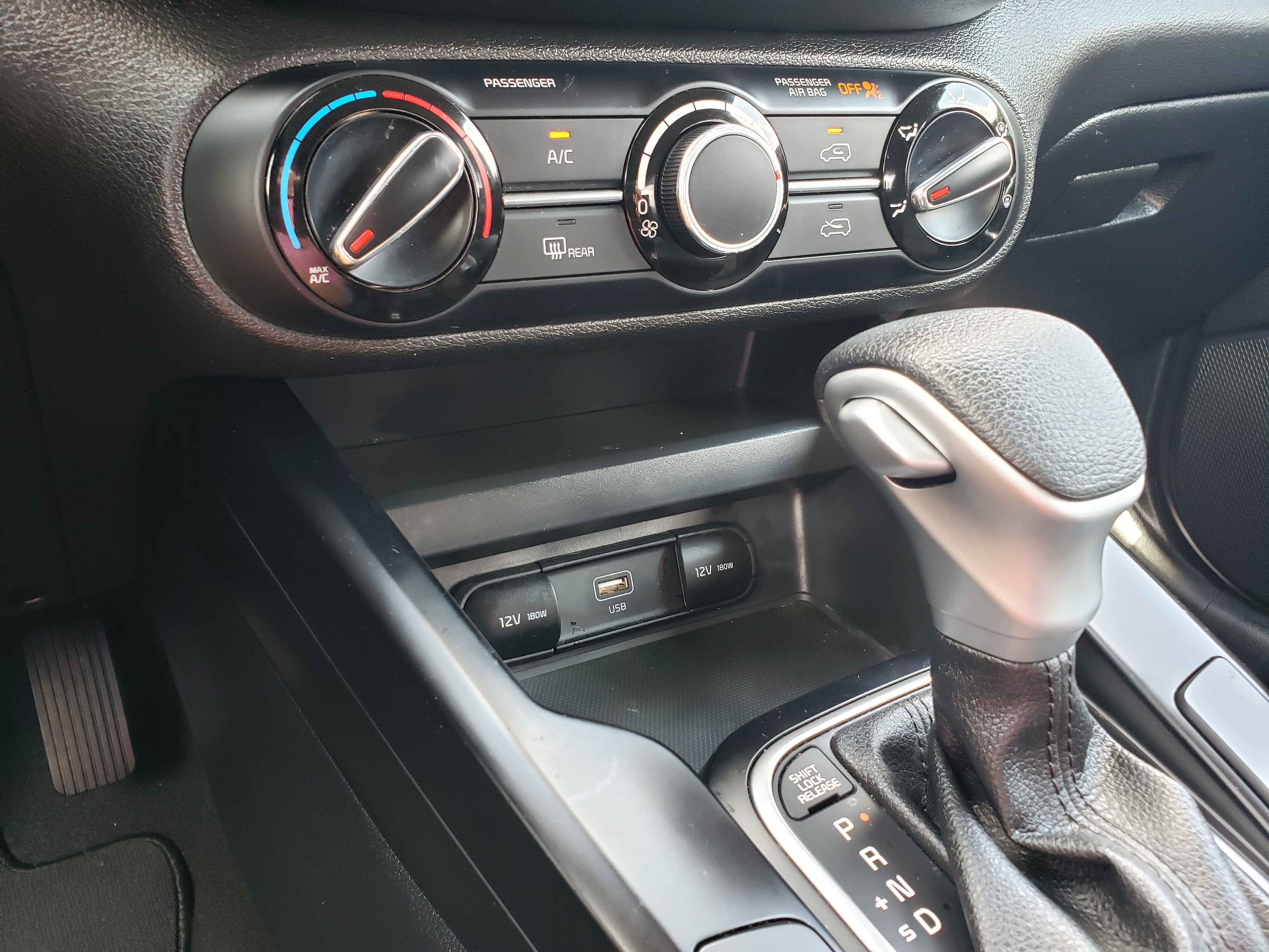 Used 2023 Kia Soul LX FWD image 23