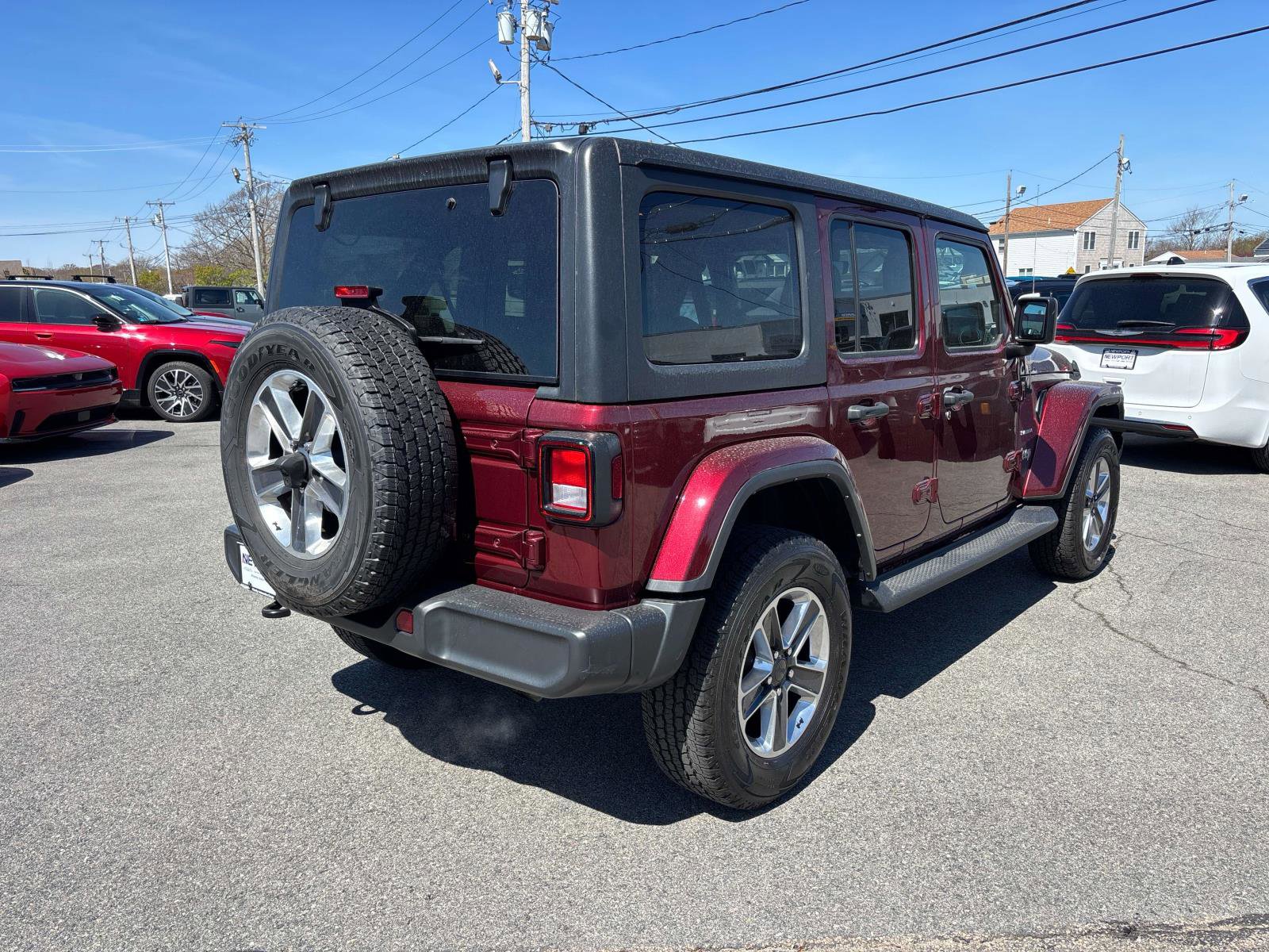Certified 2022 Jeep Wrangler Unlimited Sahara w/ Cold Weather Group AWD/4WD image 3