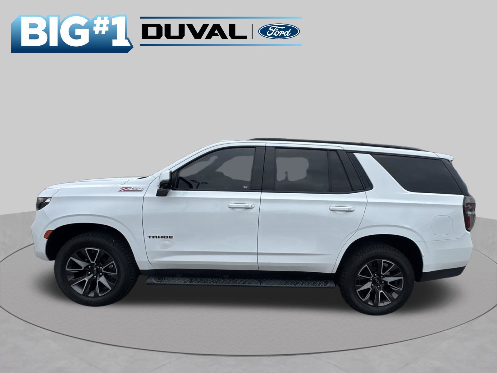 Used 2022 Chevrolet Tahoe Z71 w/ Luxury Package AWD/4WD image 6