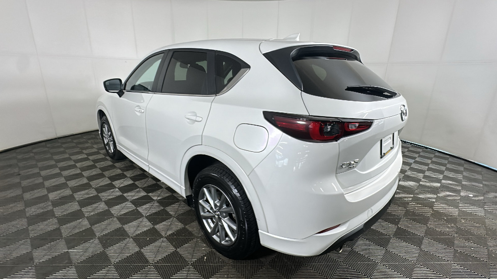 Used 2025 MAZDA CX-5 AWD 2.5 S w/ Preferred Package image 5