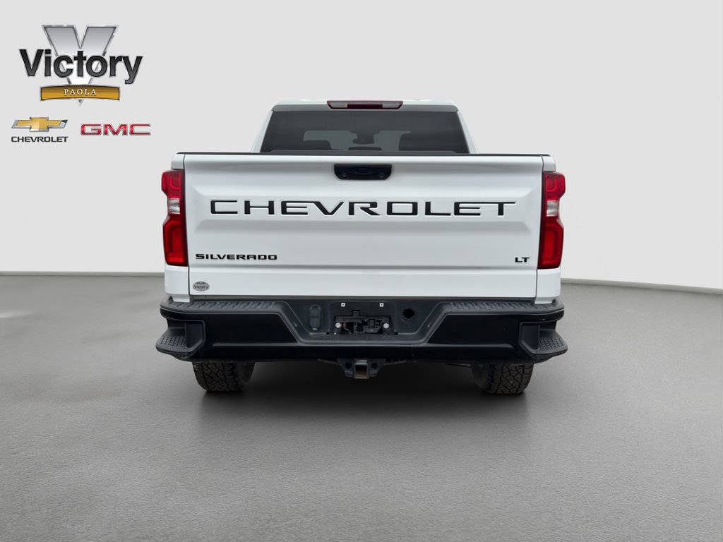 Used 2022 Chevrolet Silverado 1500 LT Trail Boss w/ LPO, Dark Essentials Package image 5