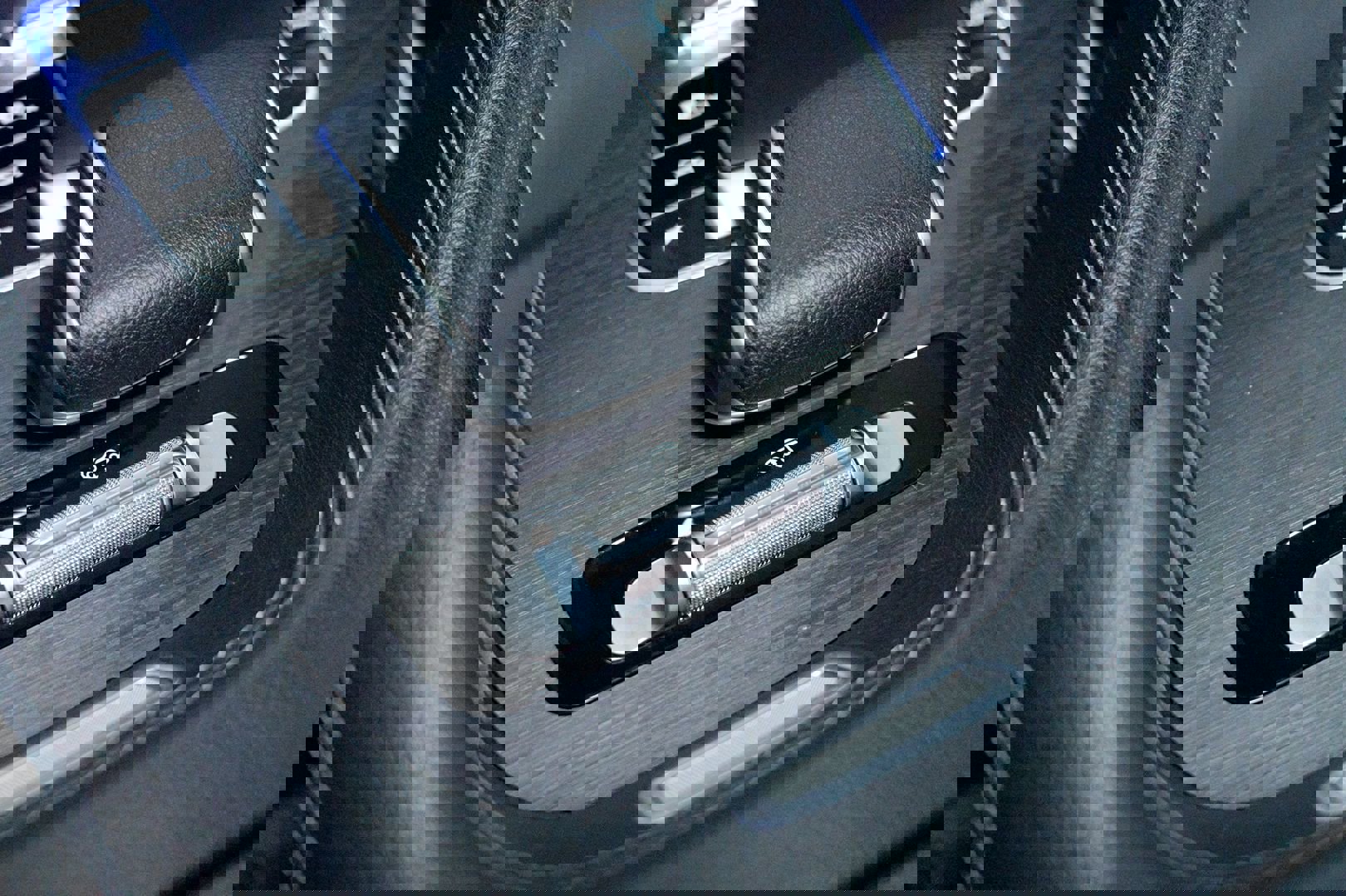 Used 2020 Mercedes-Benz GLS 450 4MATIC w/ Convenience Package image 55