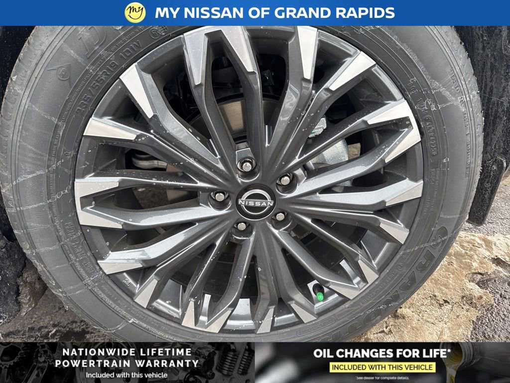 New 2026 Nissan Rogue Platinum w/ Platinum Premium Package image 10
