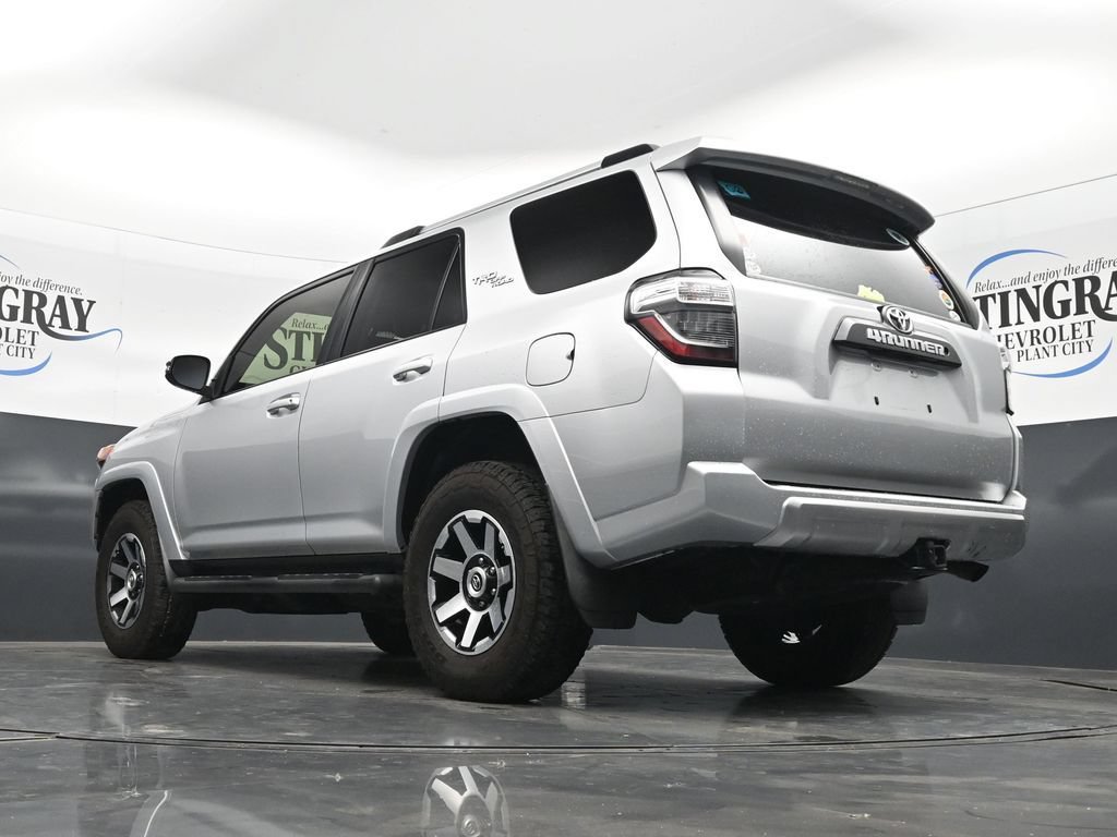 Used 2018 Toyota 4Runner TRD Off-Road Premium AWD/4WD image 30