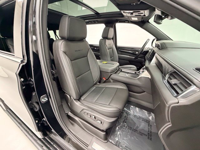 Certified 2023 GMC Yukon XL Denali AWD/4WD image 26