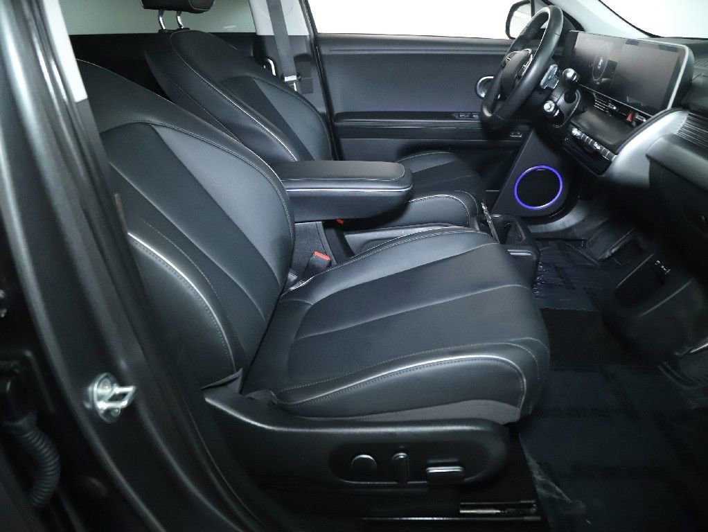 Used 2022 Hyundai Ioniq 5 Limited image 35
