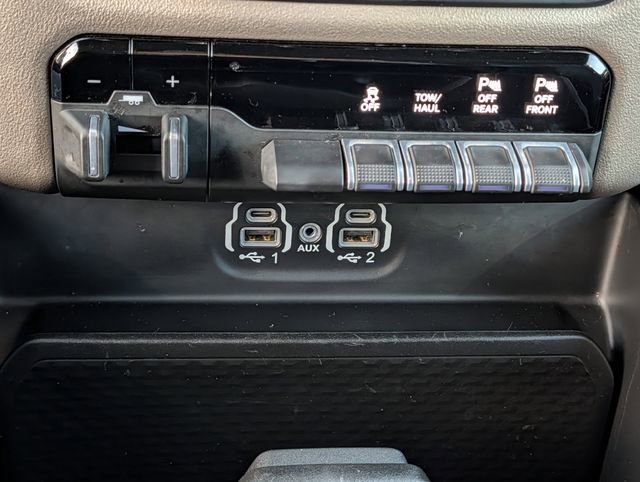 Used 2022 RAM 1500 Laramie image 16
