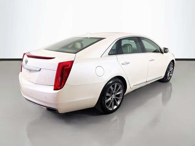 Used 2013 Cadillac XTS Luxury image 7