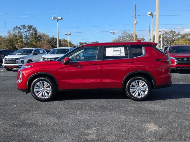 Used 2026 Mitsubishi Outlander ES FWD image 8