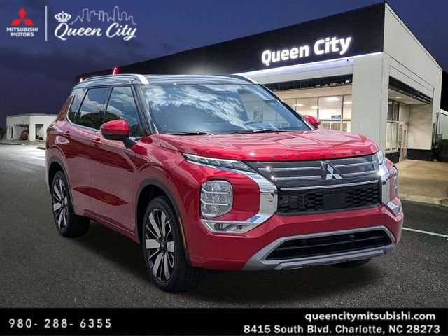 New 2026 Mitsubishi Outlander SEL FWD image 1