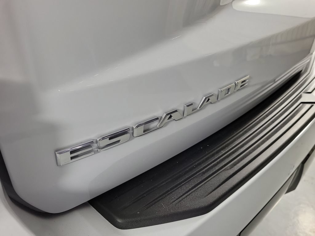 Certified 2026 Cadillac Escalade Luxury w/ Touring Package AWD/4WD image 5
