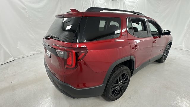 Used 2023 GMC Acadia SLE w/ Driver Convenience Package image 3