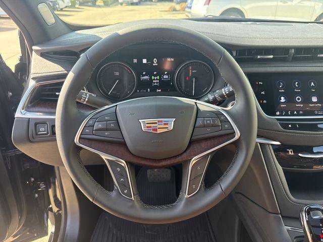 New 2026 Cadillac XT5 Premium Luxury image 13