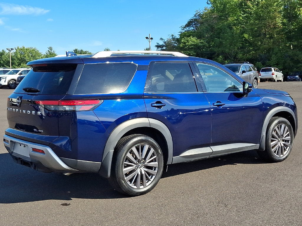 Certified 2024 Nissan Pathfinder SL w/ SL Premium Package AWD/4WD image 7